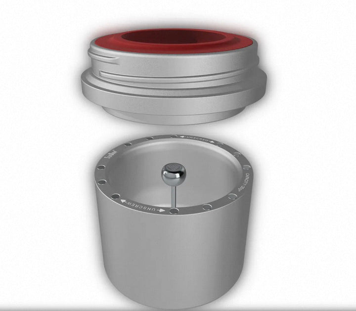 StarWave C40 MK4 magnetic powder container in silver with a red lid, designed for easy powder collection.