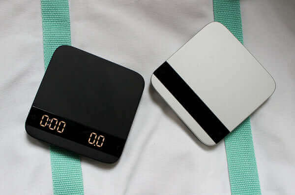 Acaia Lunar 2021 Edition smart coffee scale in black