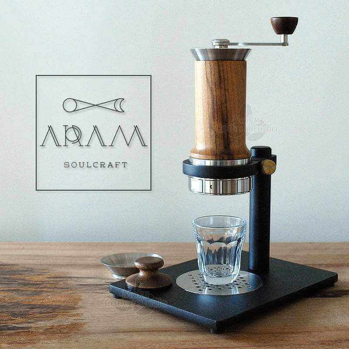 Aram manual espresso maker with pressure gauge, limited edition